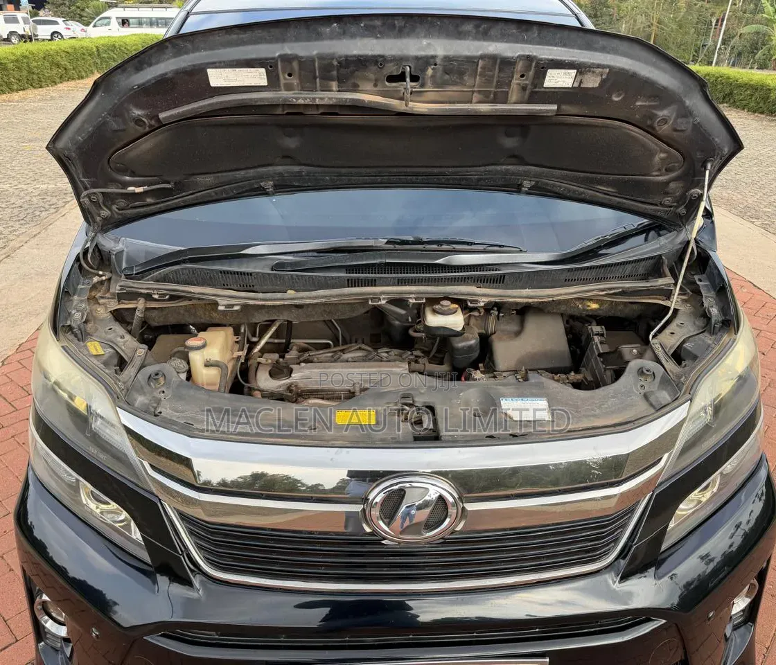 Toyota Vellfire 2014 Black