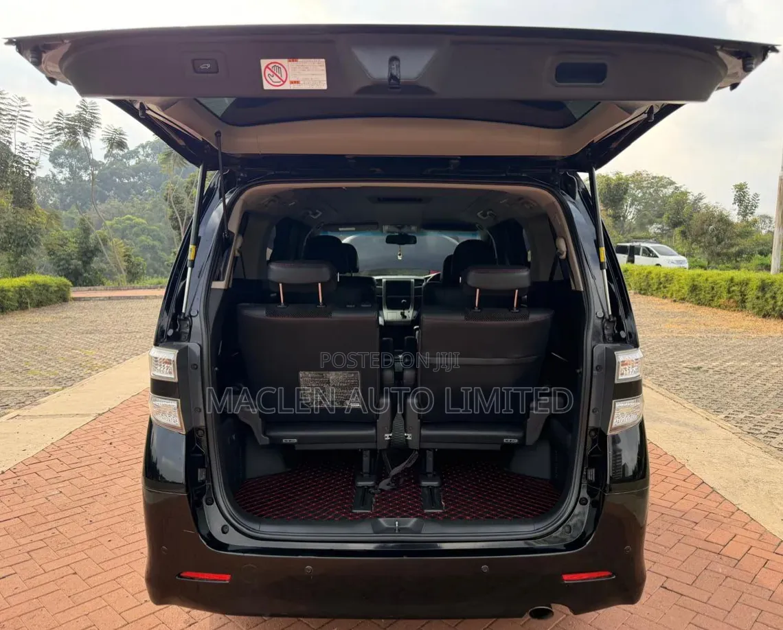 Toyota Vellfire 2014 Black