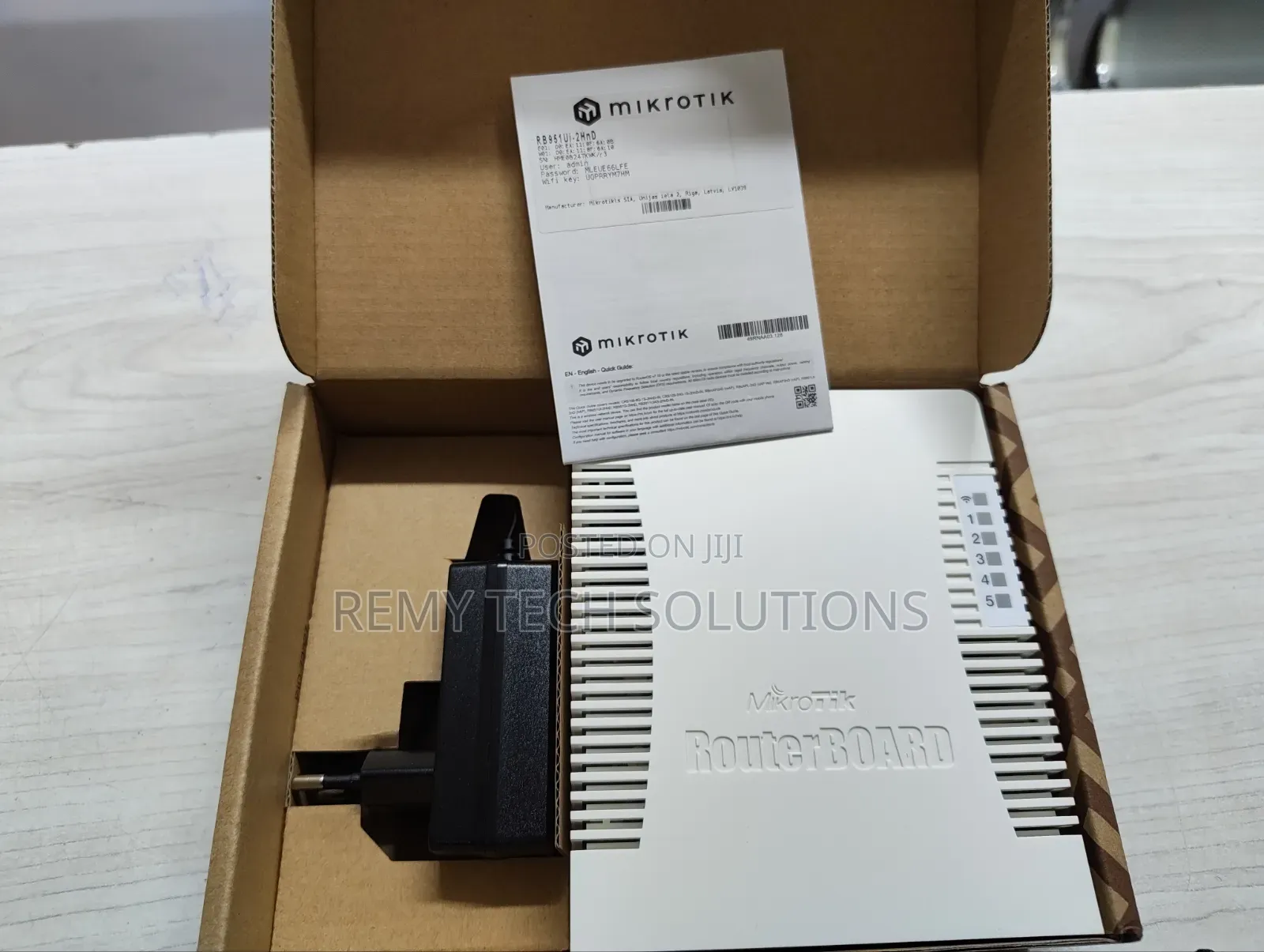 MikroTik RB951UI-2HND Wireless Routerboard