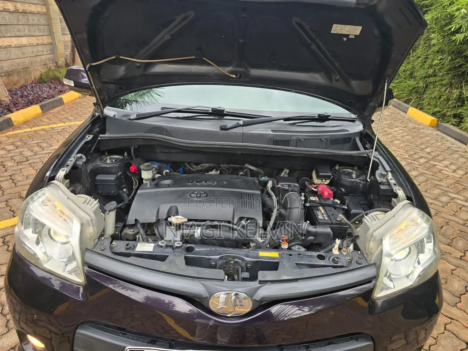 Toyota Sienta 2015