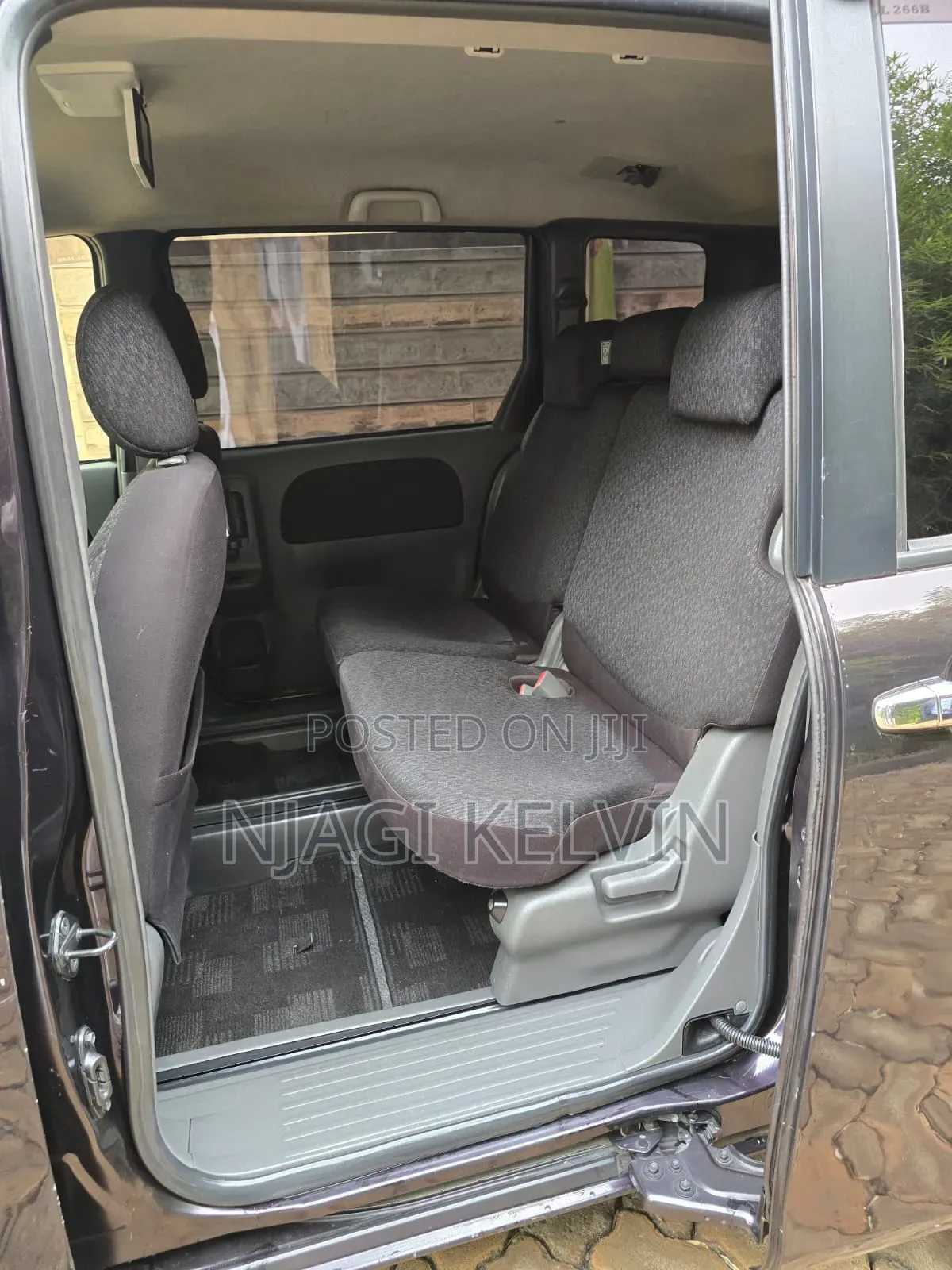 Toyota Sienta 2015