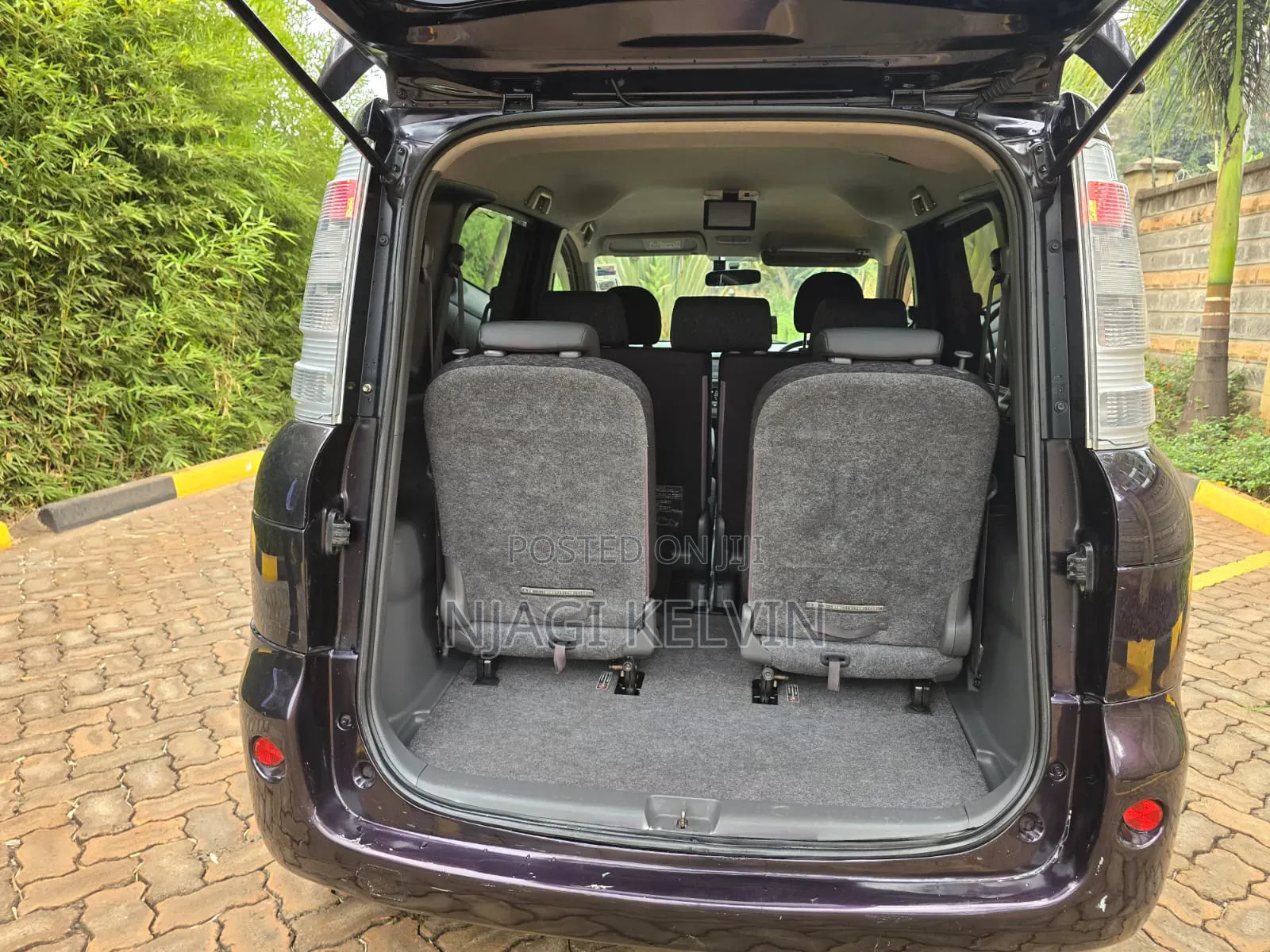 Toyota Sienta 2015