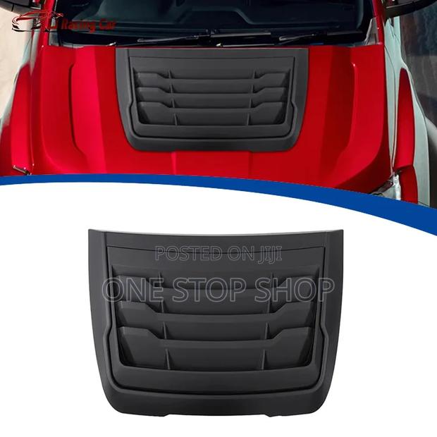 Carbon Fiber Pattern With Horizontal Slats Bonnet Scoop