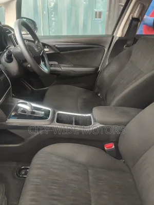 Honda Fit Shuttle 2020 Silver