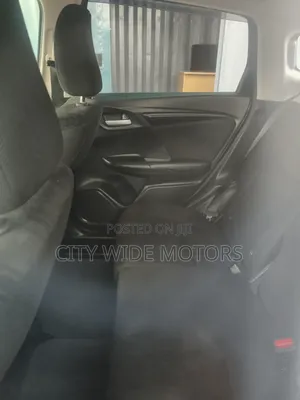 Honda Fit Shuttle 2020 Silver