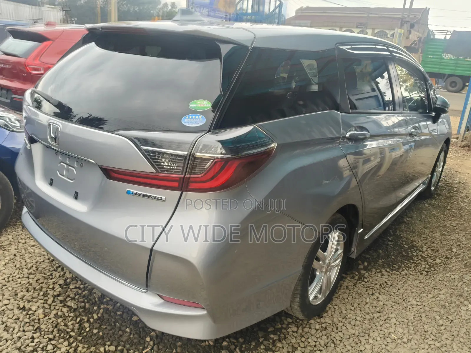 Honda Fit Shuttle 2020 Silver