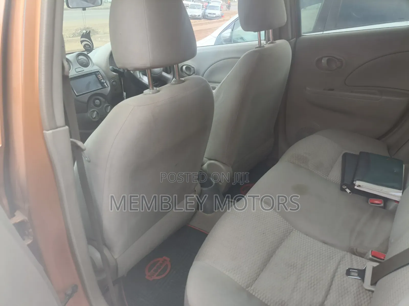 Nissan March 2012 Gold