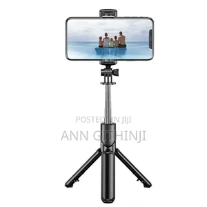1.7M 3in1 Extendable Selfie Stick Tripod With a Fill Light_de