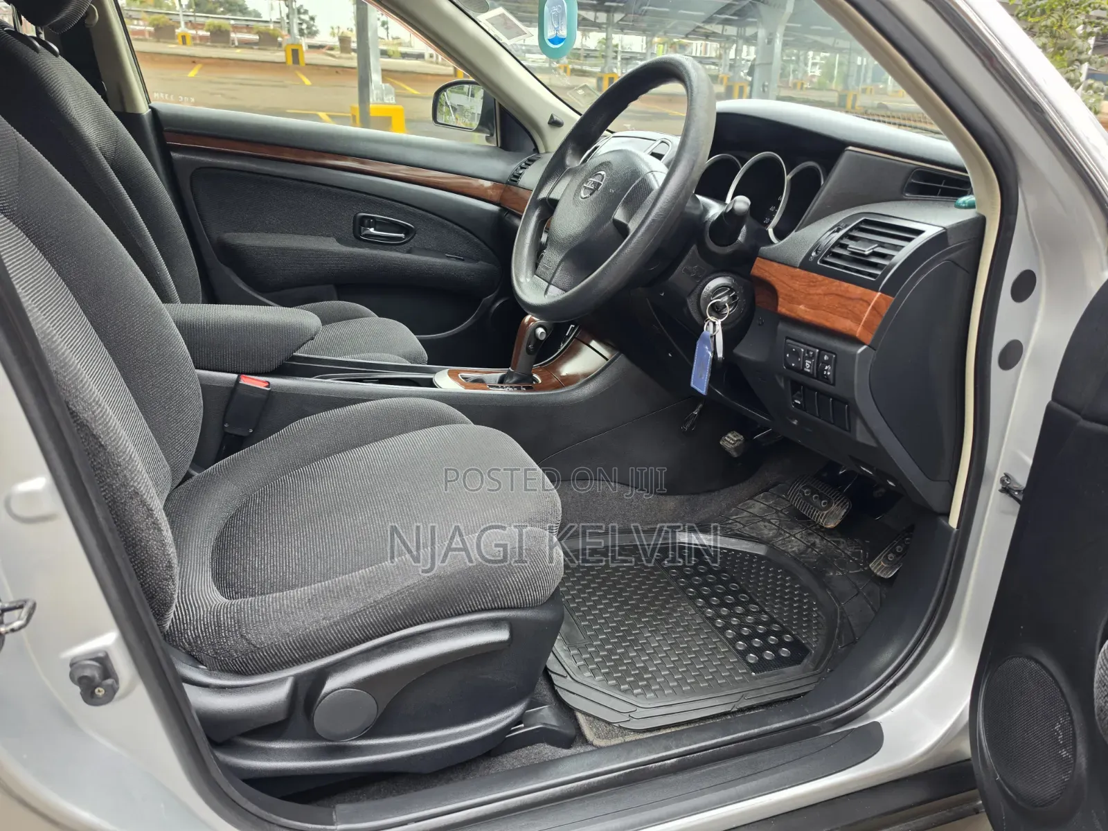 Nissan Sylphy 2012