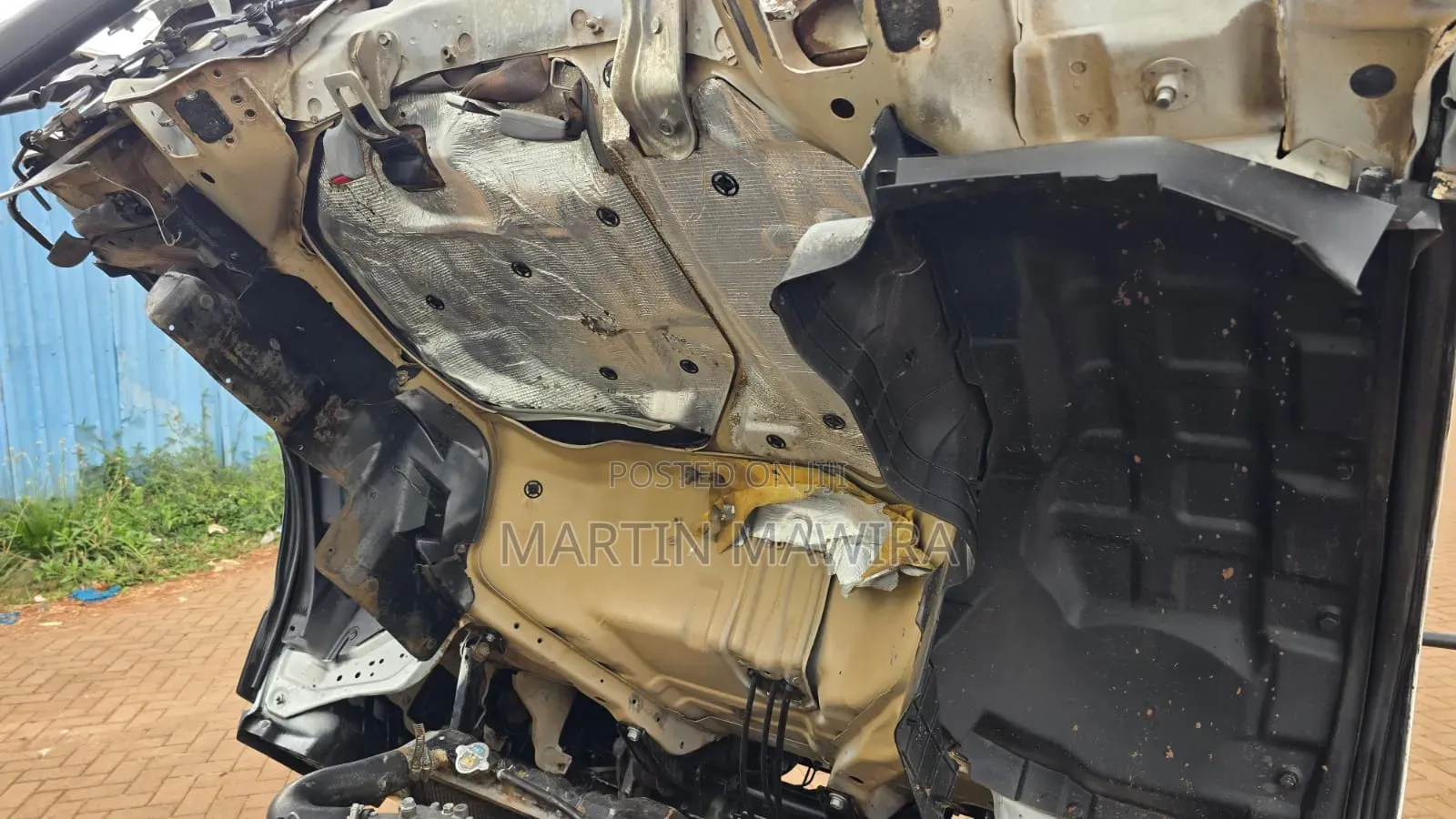 NKR Isuzu Cover