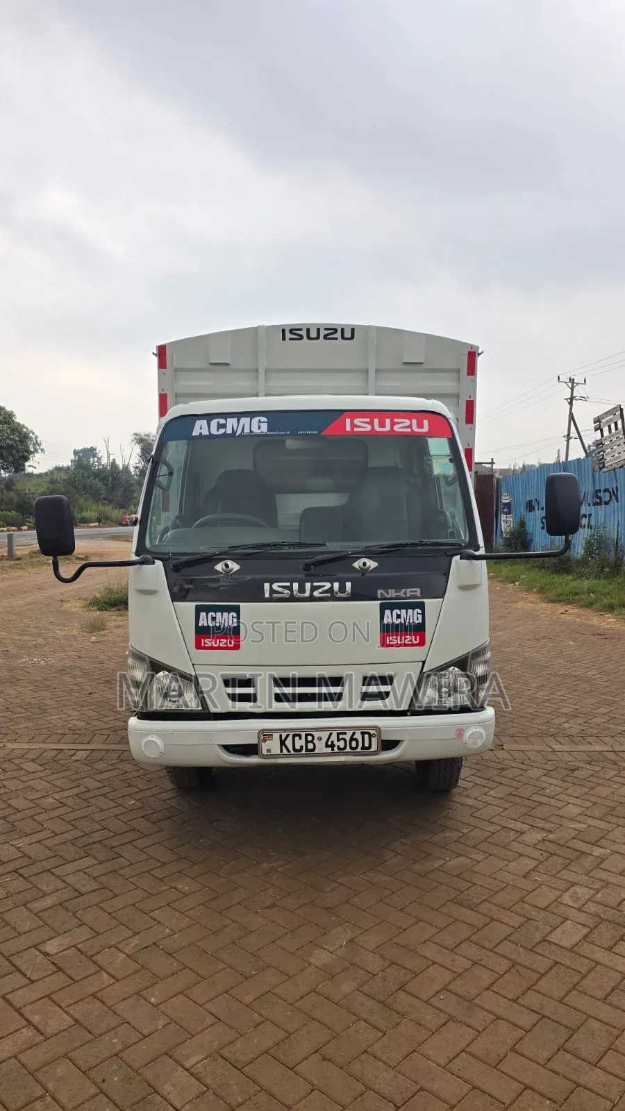 NKR Isuzu Cover