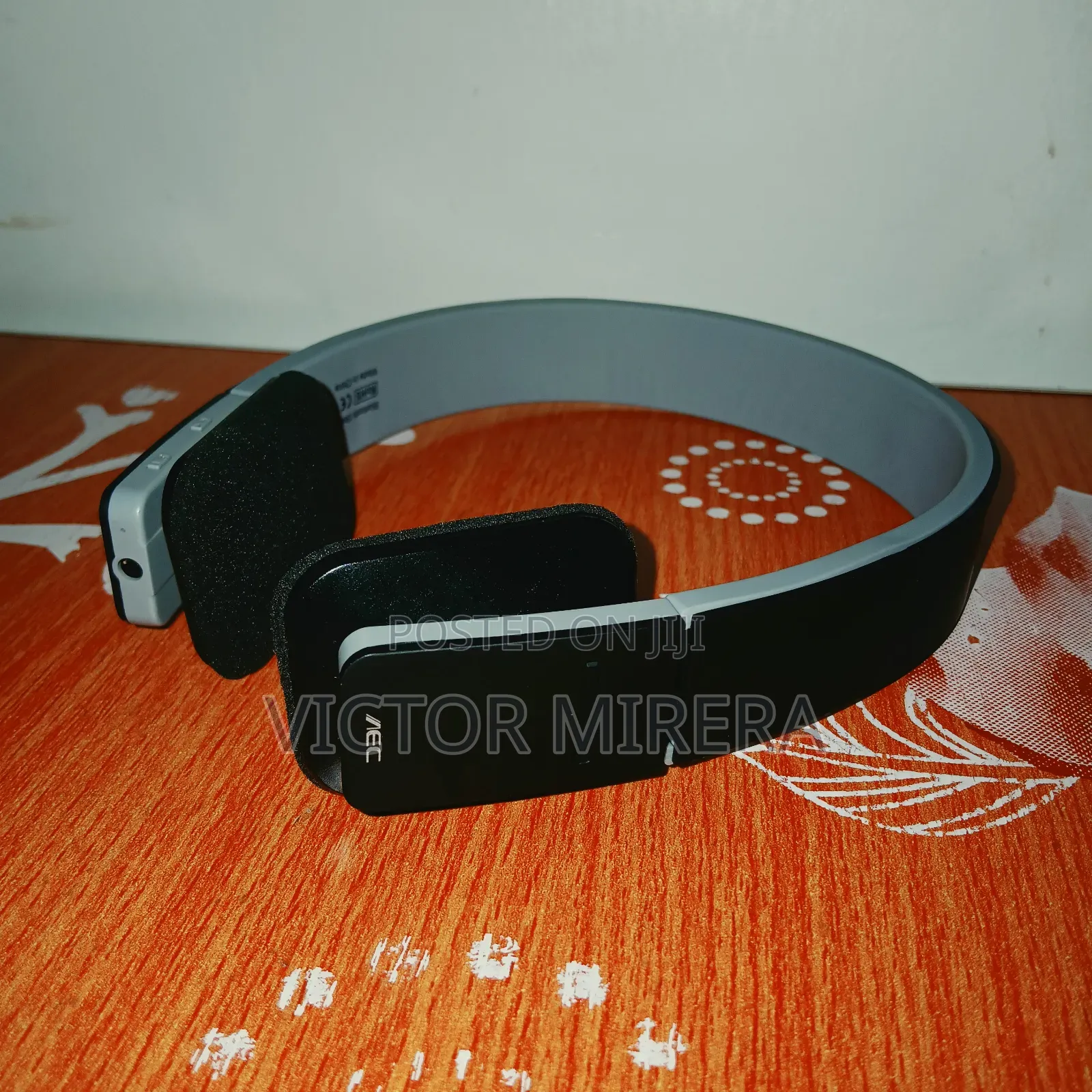 Bass Smart Bluetooth Headset Wireless With Microphone
