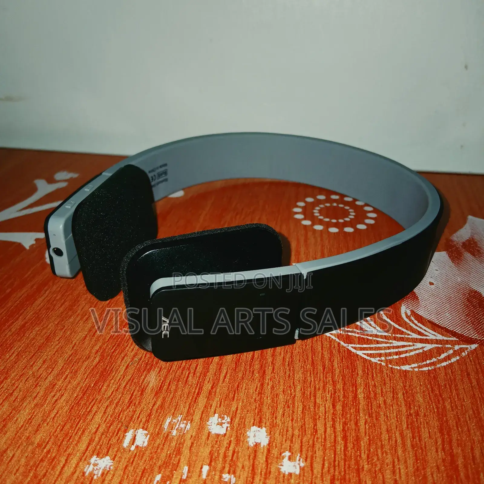 Bass Smart Bluetooth Headset Wireless With Microphone