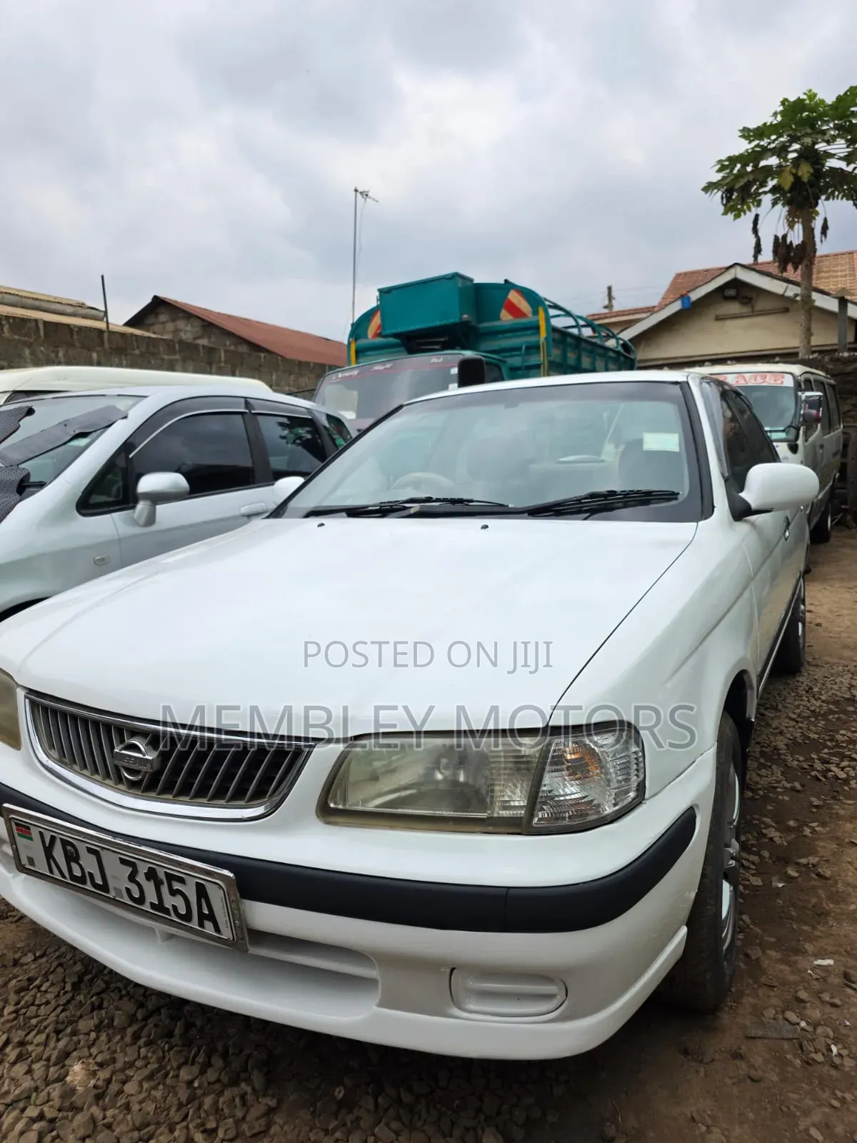 Nissan FB15 2003 White