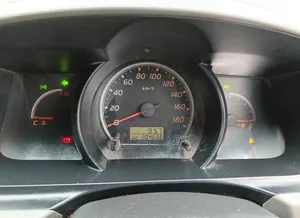Toyota HiAce 2014 Silver