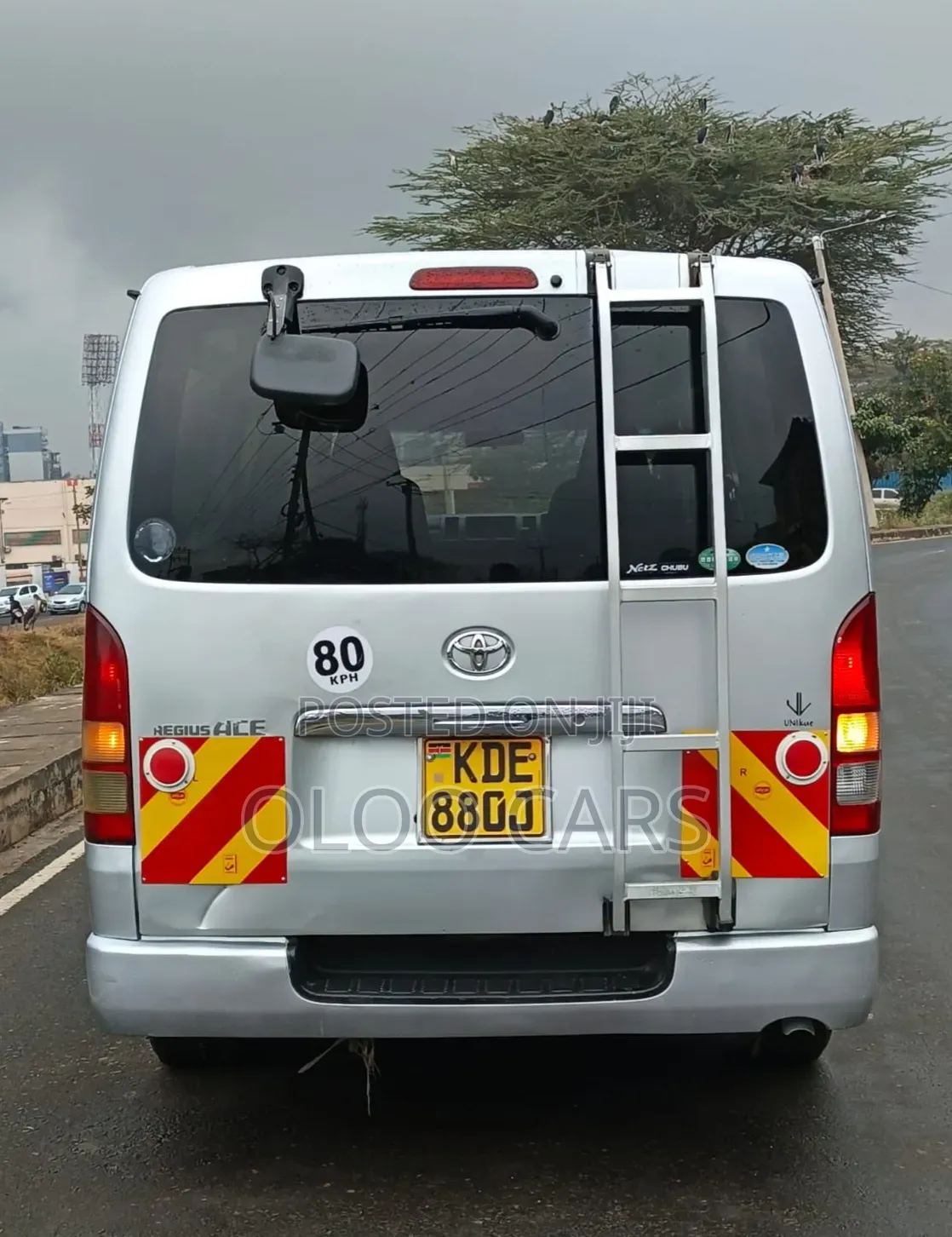 Toyota HiAce 2014 Silver