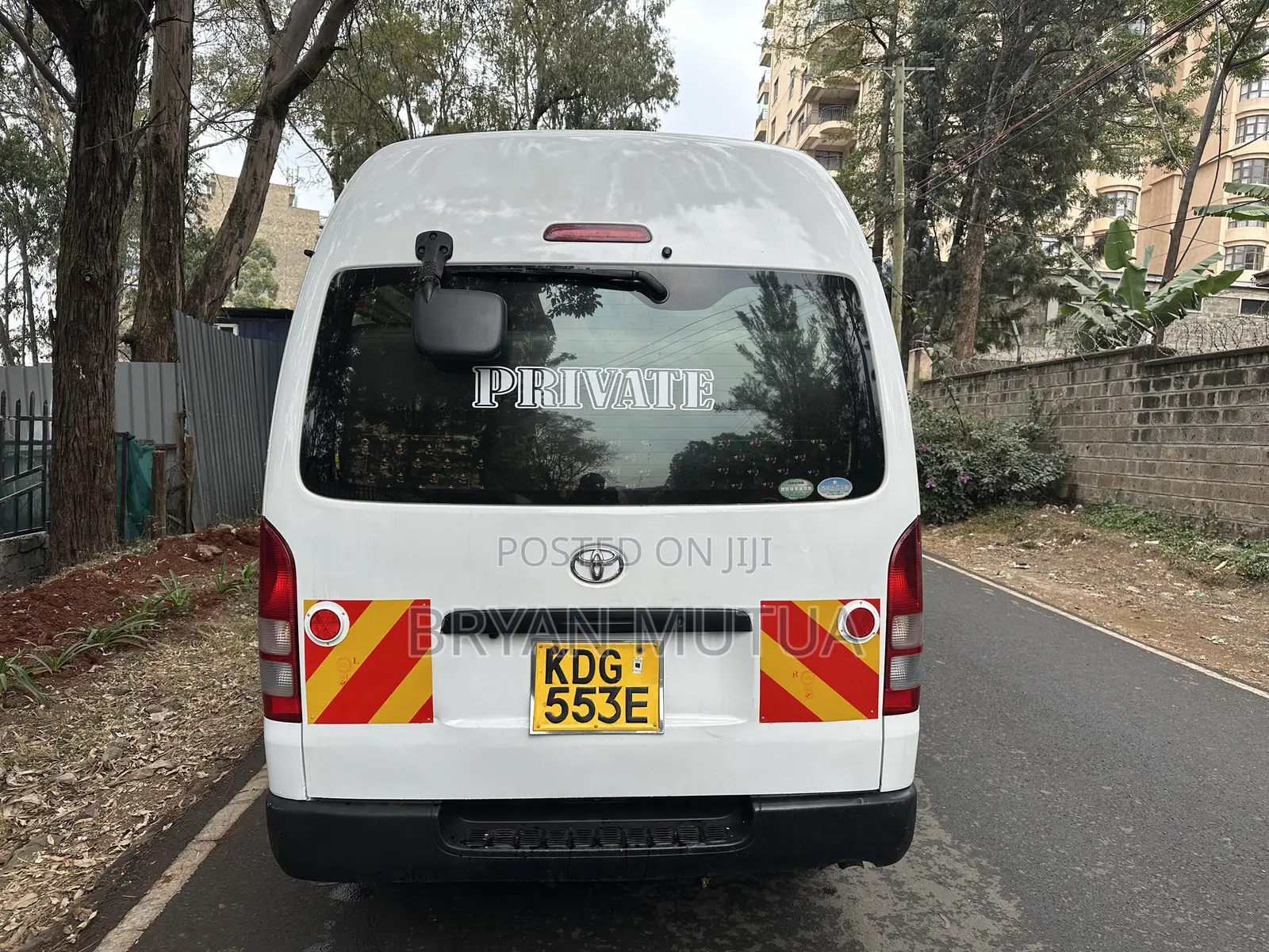 Toyota HiAce 2015 White