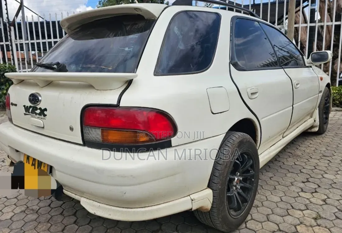 Subaru Impreza 2.0 WRX STi 2002 White