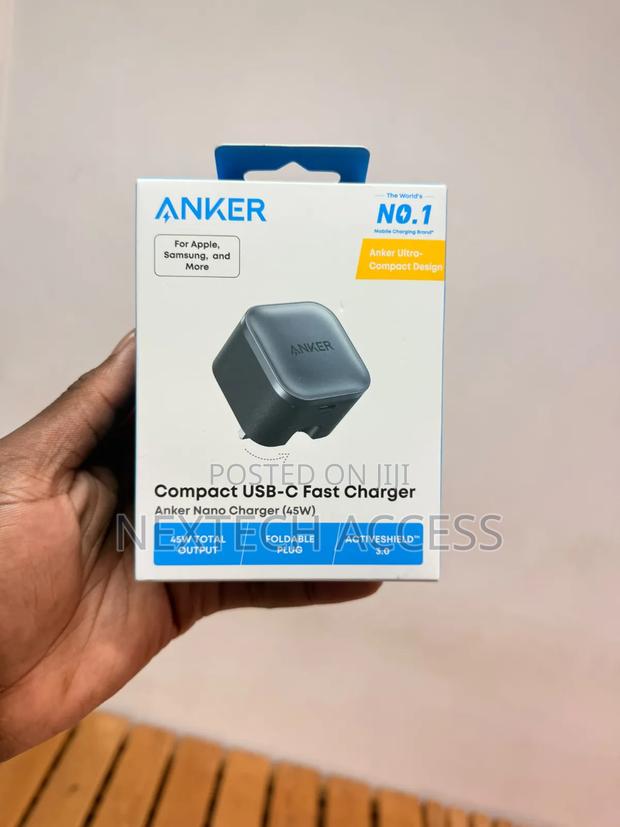 Anker Nano Charger 45W