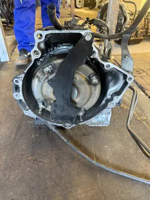 RF8 Mazda Bongo Gearbox