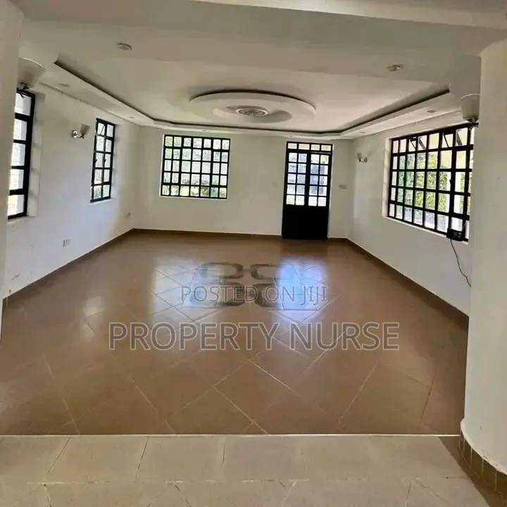 5bdrm Maisonette in Kitengela for sale