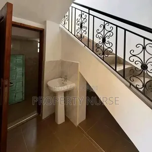 5bdrm Maisonette in Kitengela for sale