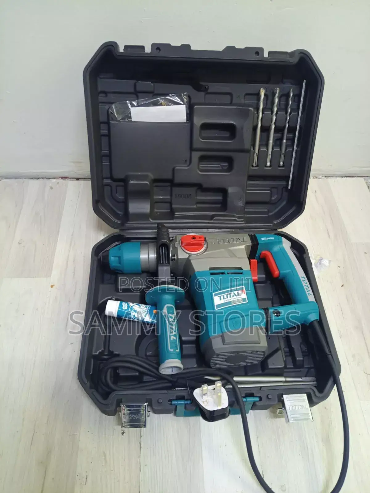 TOTAL Professional SDS-Plus Rotary Hammer for Construction