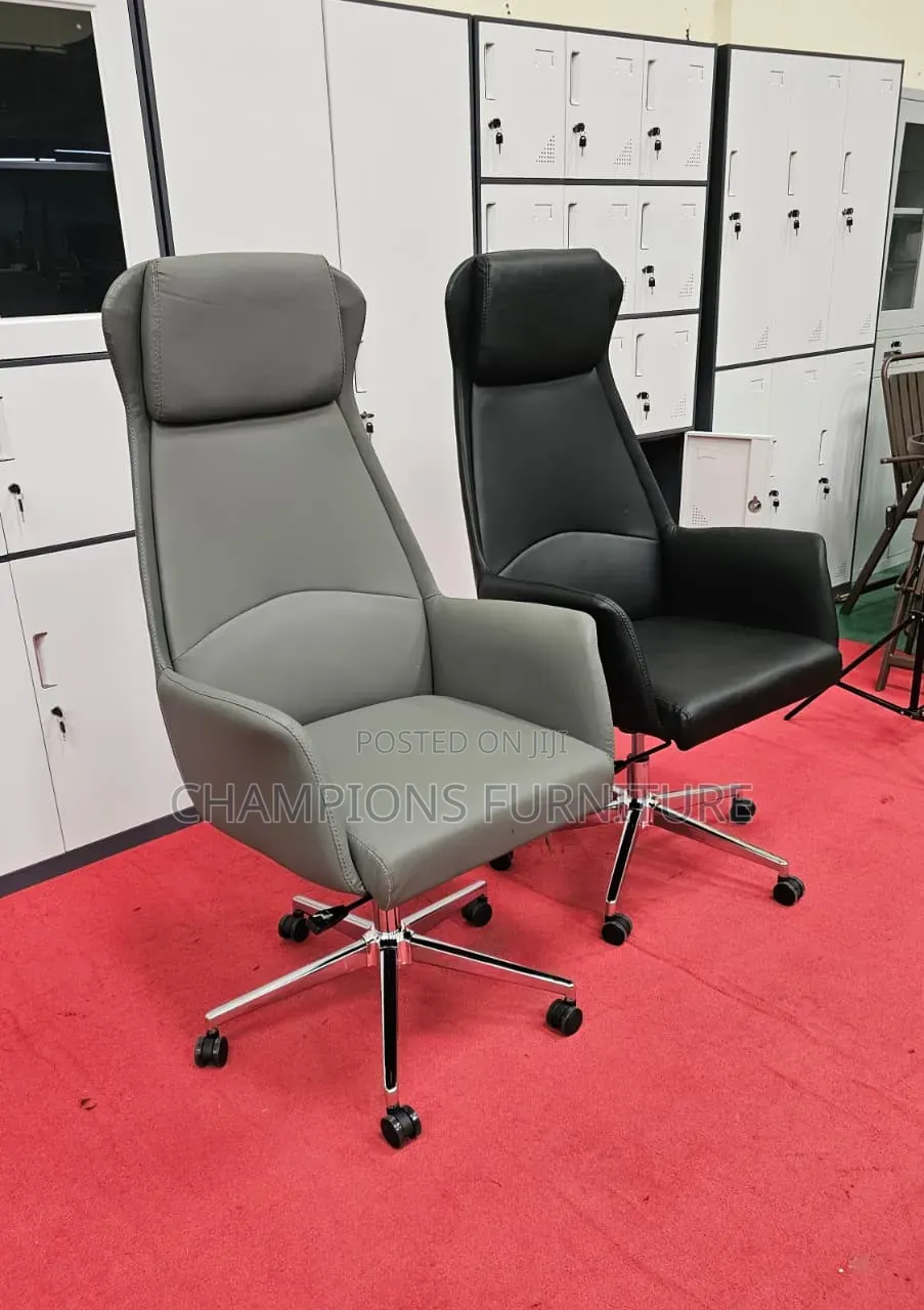 Monarch Black and Grey Executive Office Chair