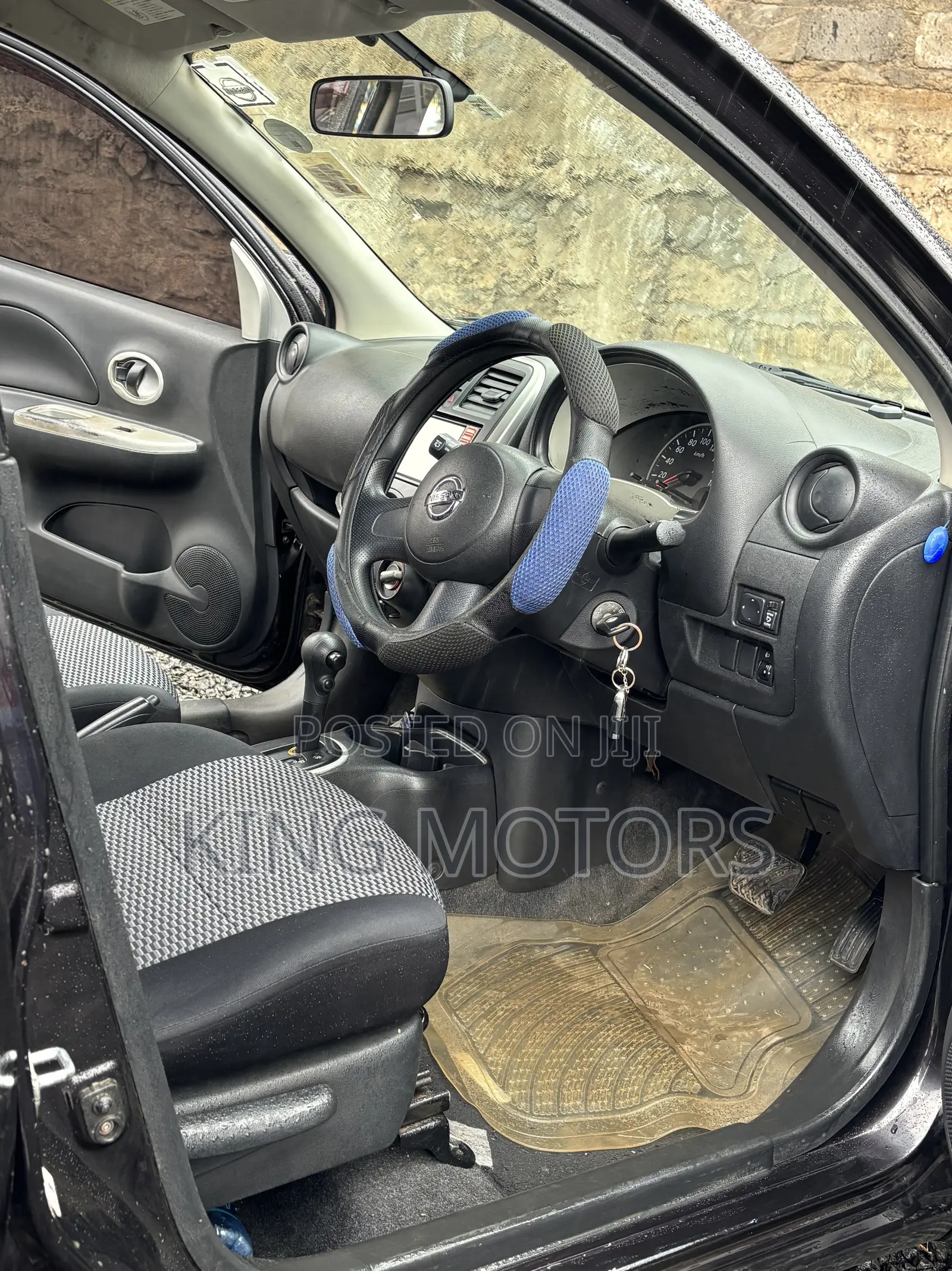 Nissan March 2014 Gray