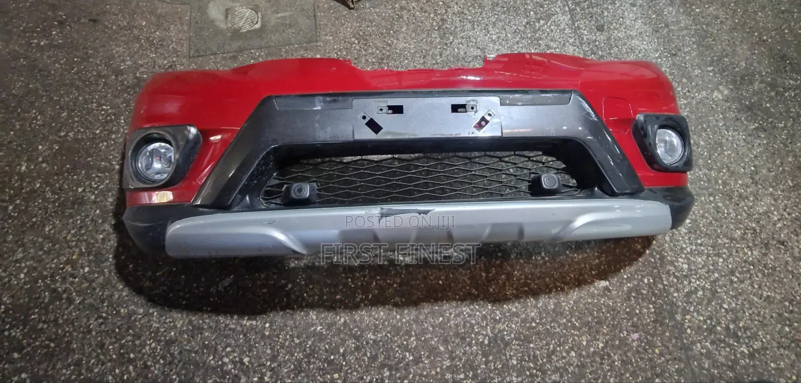 Nissan Xtrail Nt32 With Front Chrome N Foglamps