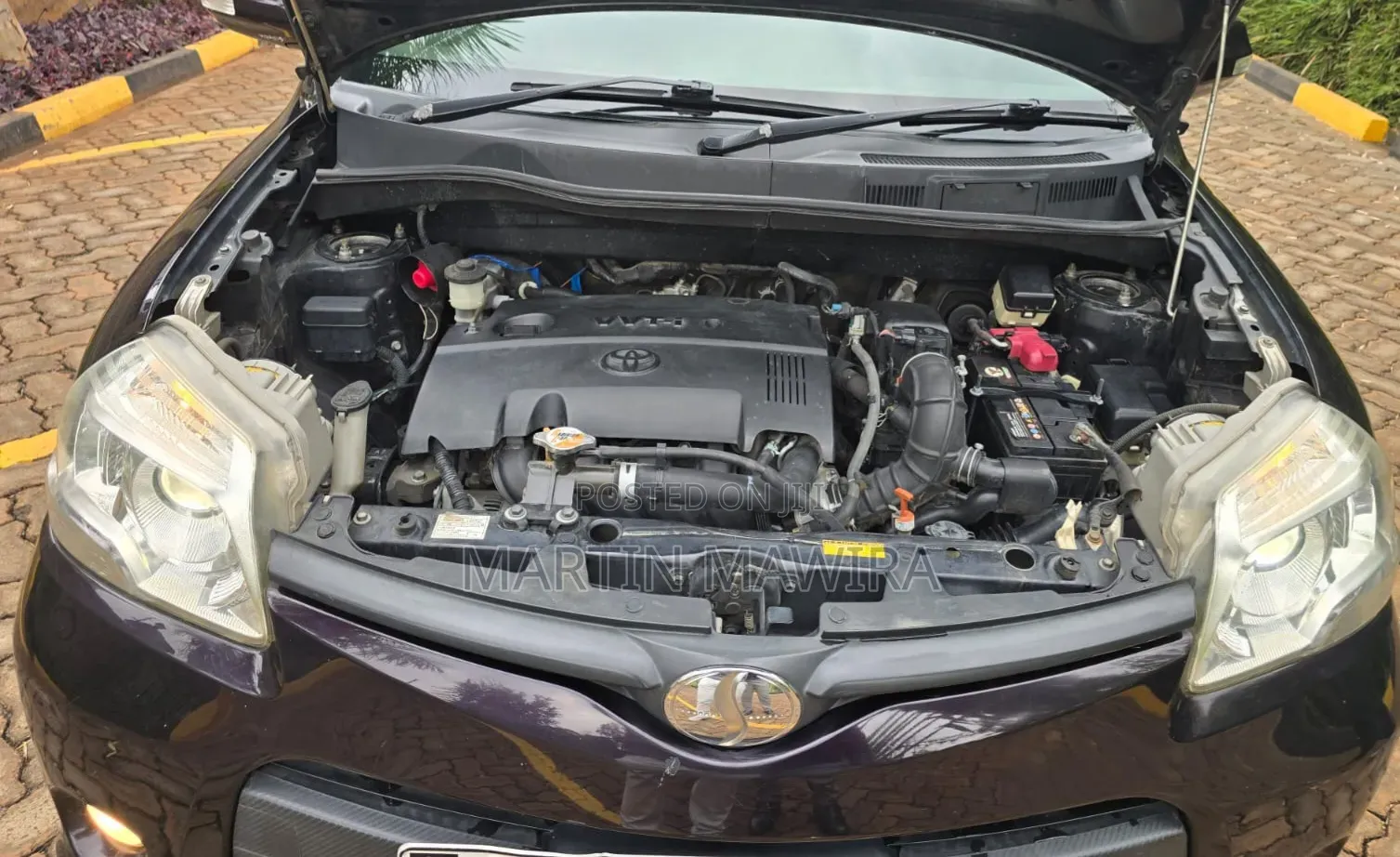 Toyota Sienta 2015