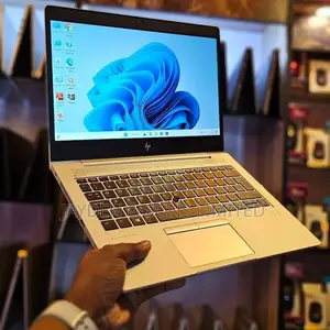 New Laptop HP EliteBook 830 G7 8GB Intel Core i5 SSD 256GB