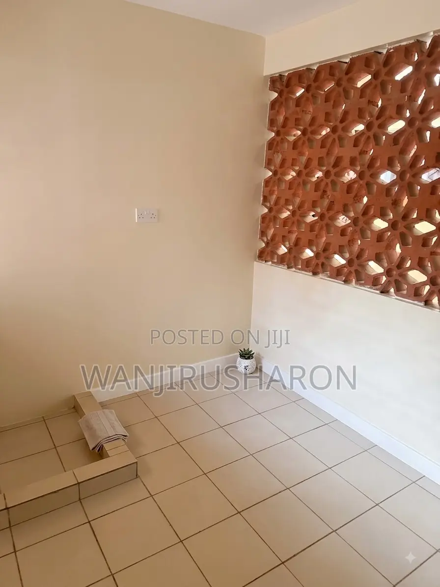 2bdrm Apartment in 360 Degrees Phase 1, Katani for sale