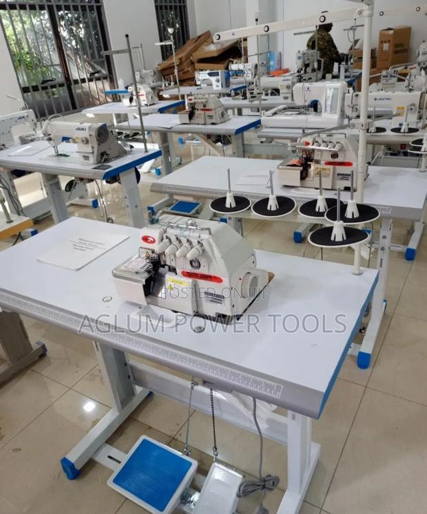 Over Lock 4 Threads Sewing Machine Siruba - main view