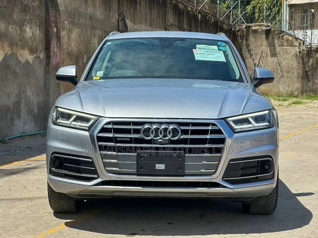 Audi Q5 2.0T Premium AWD quattro 2019 Silver