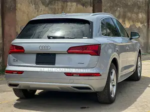 Audi Q5 2.0T Premium AWD quattro 2019 Silver