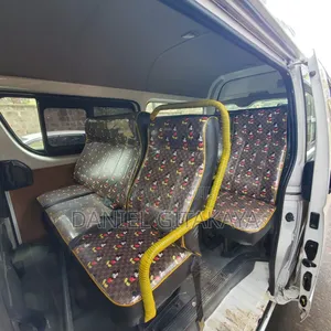 Toyota HiAce 2016 White