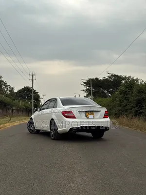 Mercedes-Benz C200 2012 White