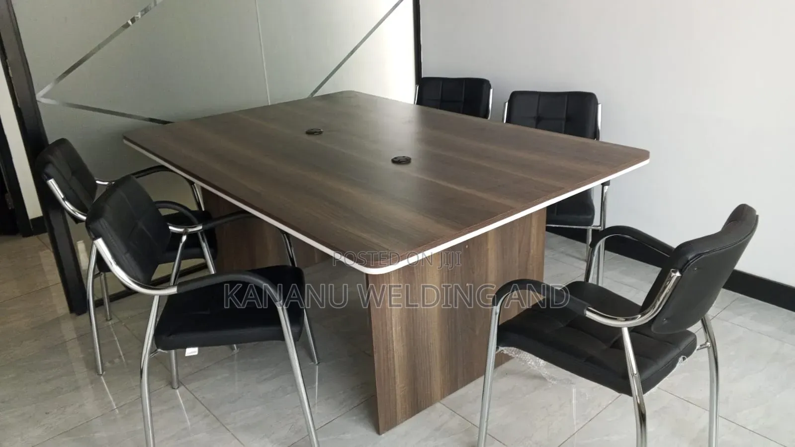 A90 Boardroom Office Table