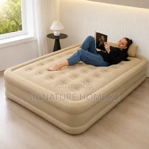 Inflatable Queen Size Airbed Mattress With in Built Pump and 2 Pillows