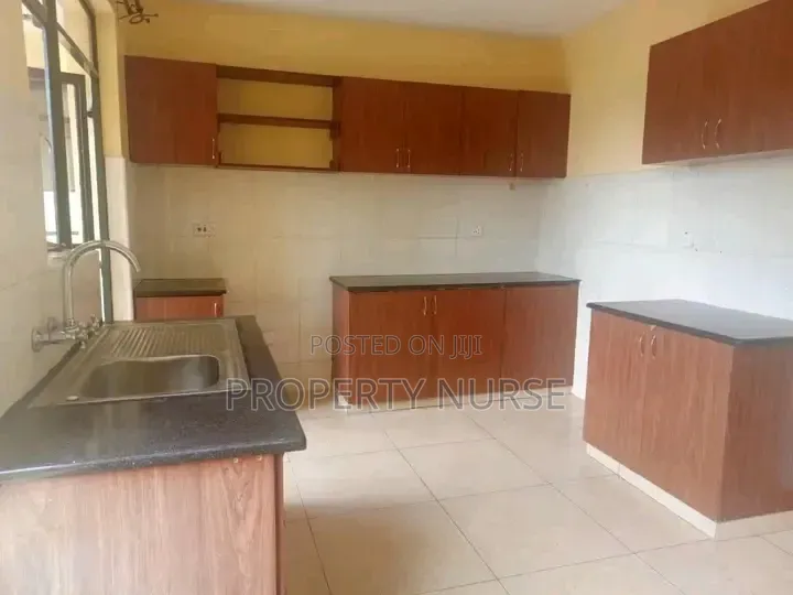 3bdrm Apartment in Gateway Mall Area for rent