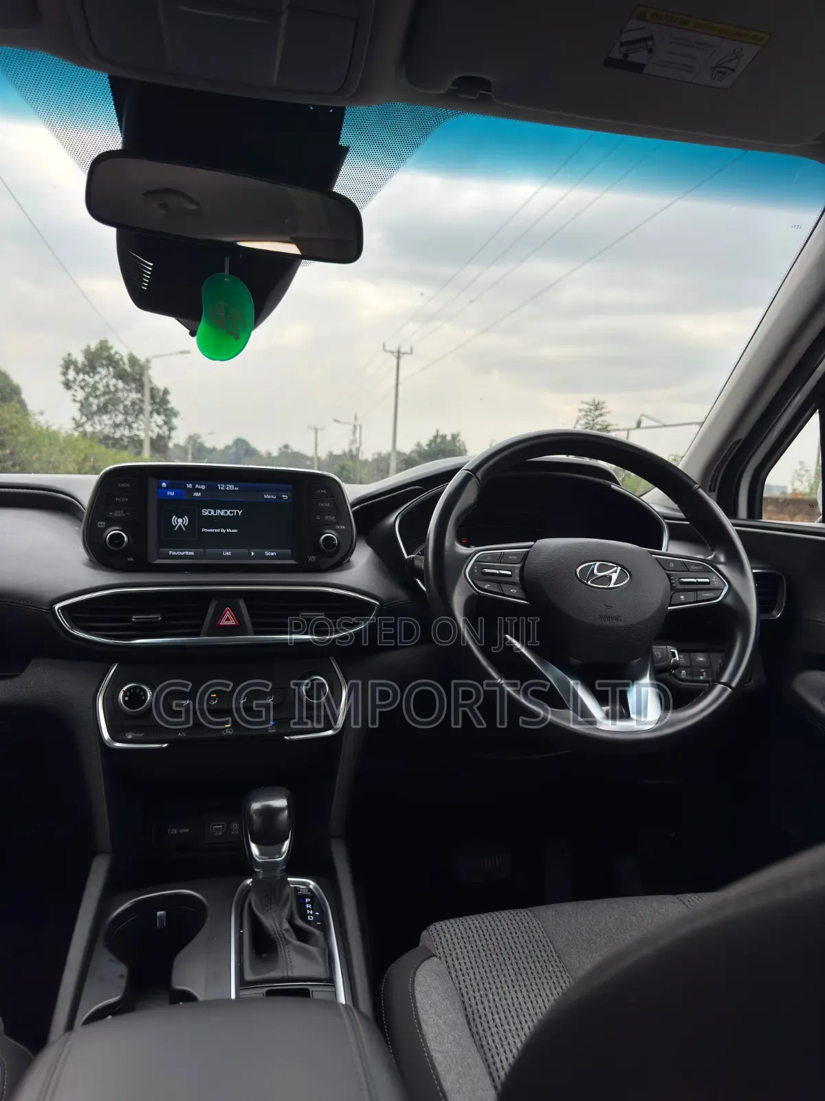 Hyundai Santa Fe 2019 White