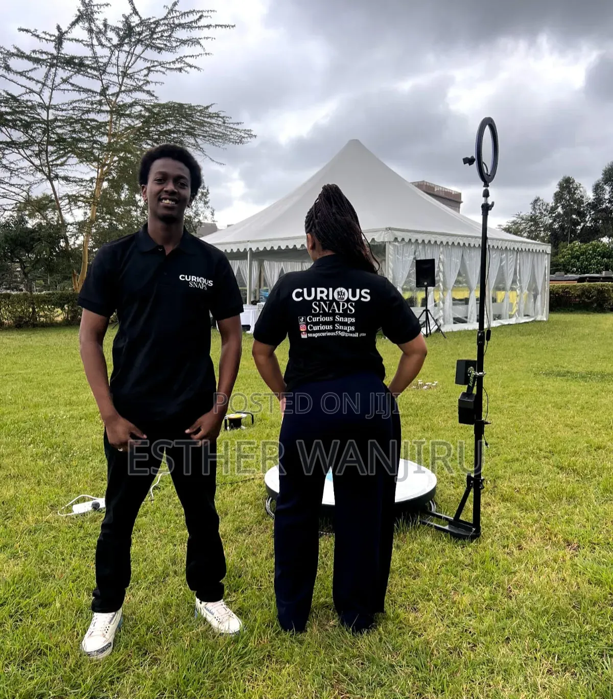 360 Photobooth for Hire - Curious Snaps 360 Photobooth