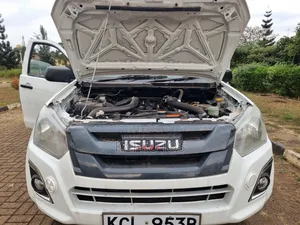 Isuzu D-MAX 2017 Off white