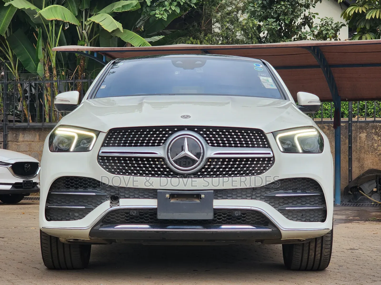 Mercedes-Benz GLE-Class GLE 400d 4MATIC 2019 White