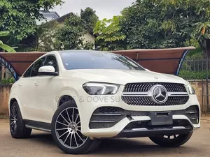 Mercedes-Benz GLE-Class GLE 400d 4MATIC 2019 White