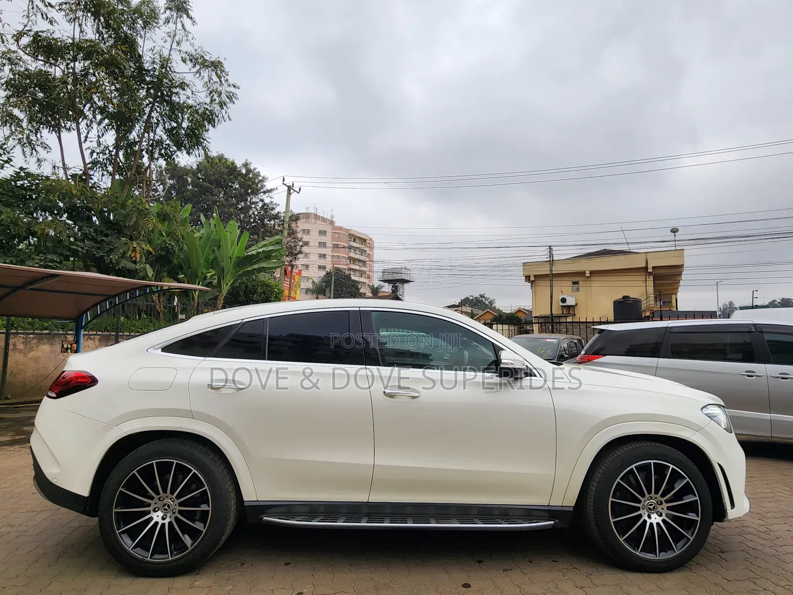 Mercedes-Benz GLE-Class GLE 400d 4MATIC 2019 White
