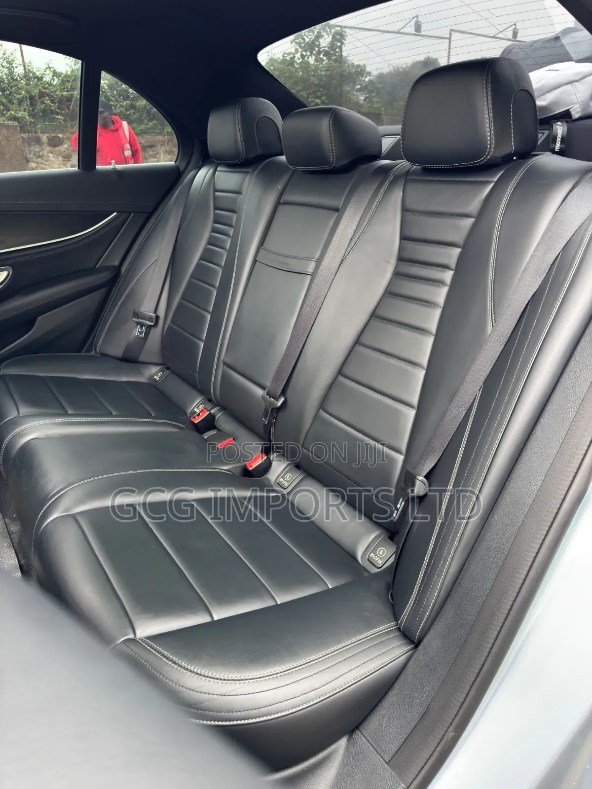 Mercedes-Benz E220 2018 Silver