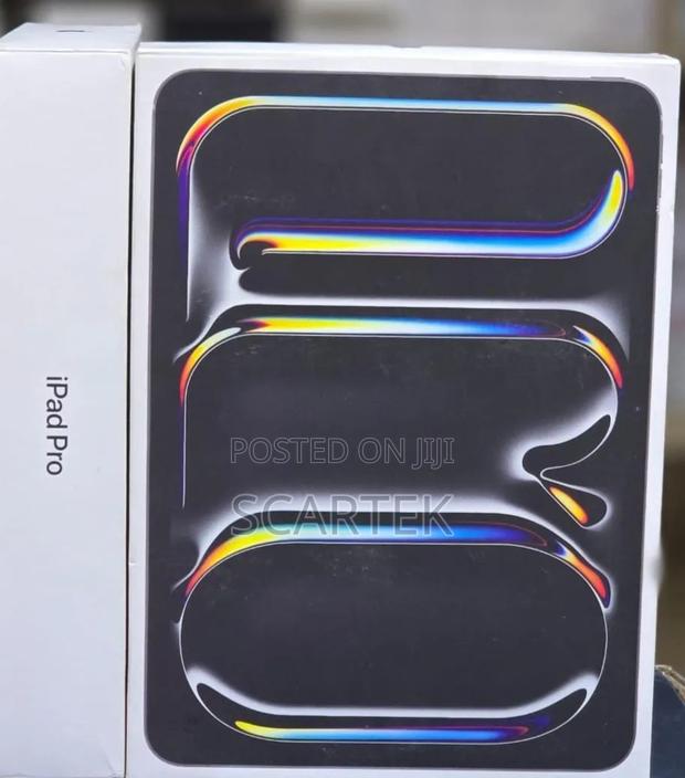 New Apple iPad Pro 13 (2025) 256 GB