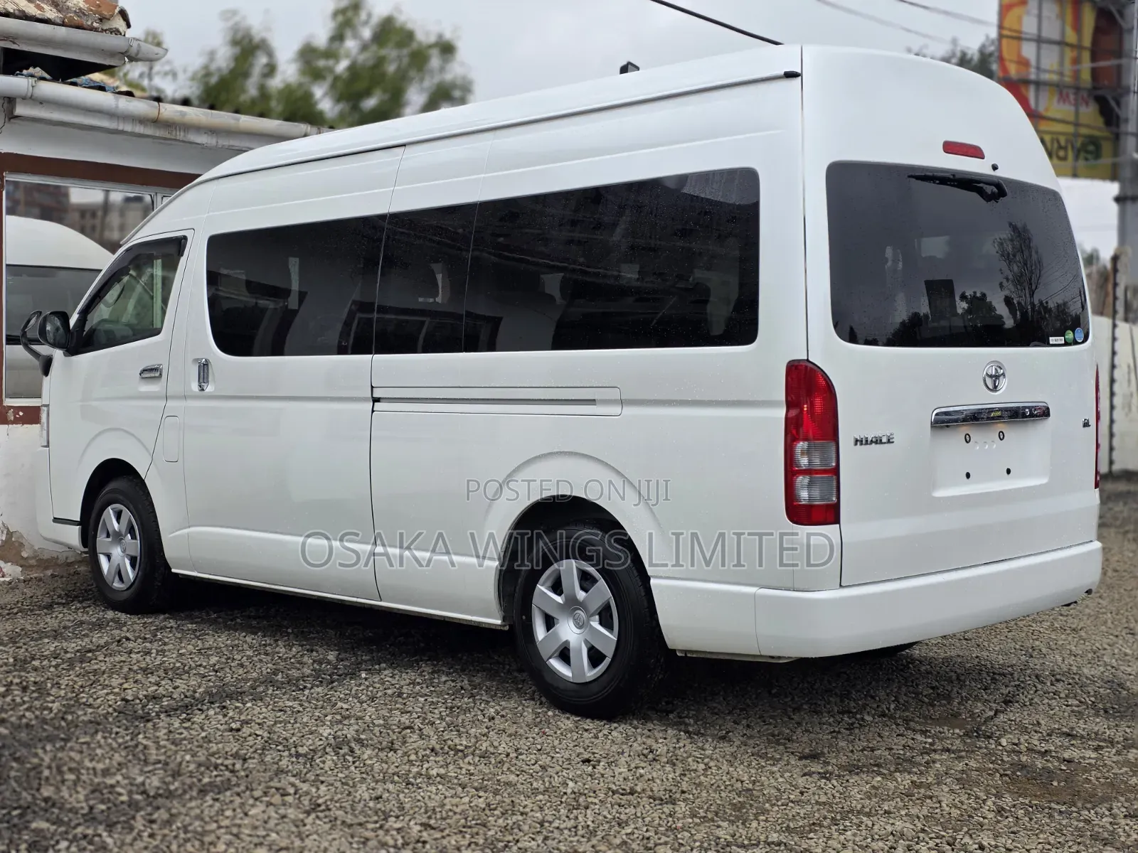 Toyota HiAce 2019 White